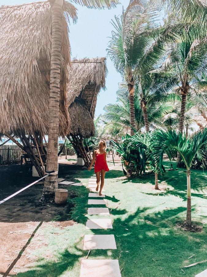 Paredon Surf House Hotel El Paredon Buena Vista ภายนอก รูปภาพ