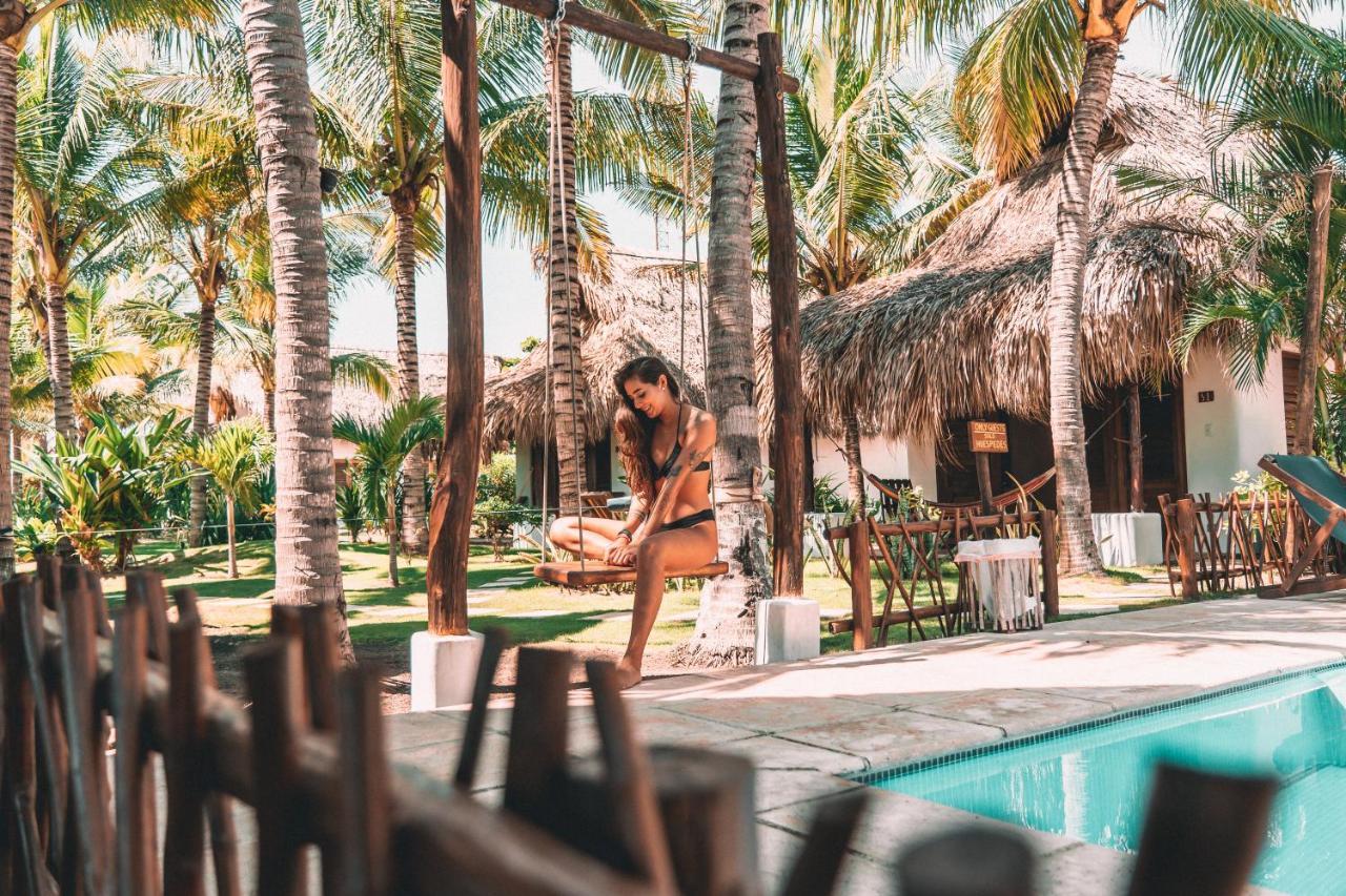 Paredon Surf House Hotel El Paredon Buena Vista ภายนอก รูปภาพ