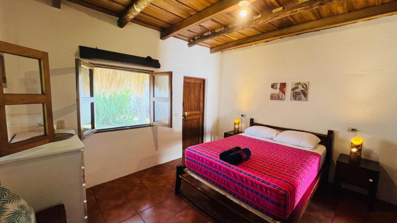 Paredon Surf House Hotel El Paredon Buena Vista ภายนอก รูปภาพ
